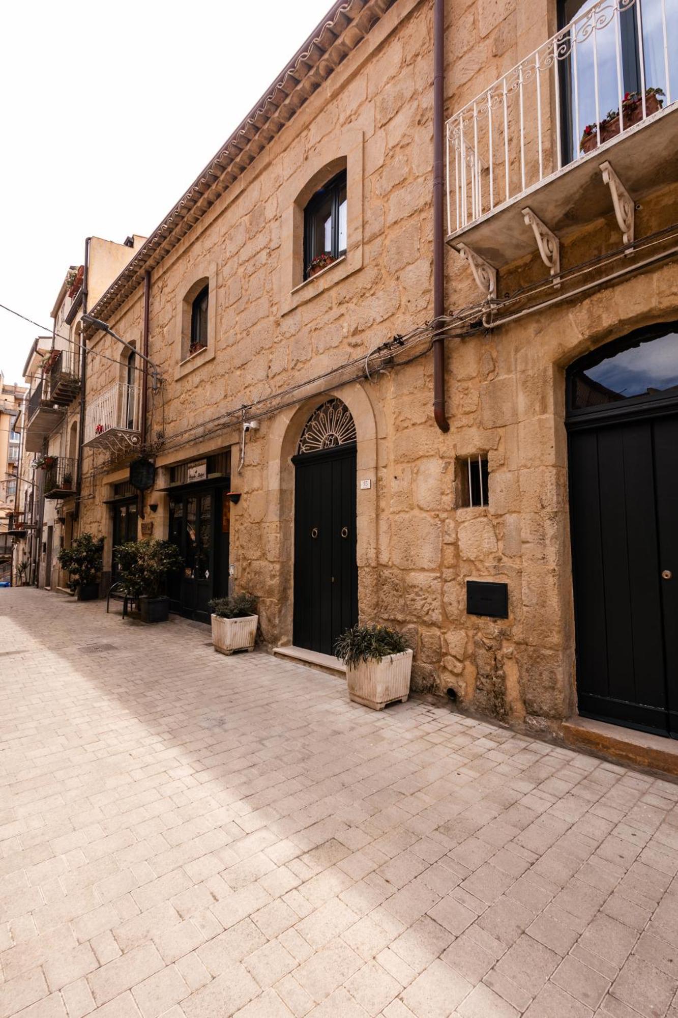 Bianko Ecochic & L'Angolo Di Levante Enna Exteriér fotografie